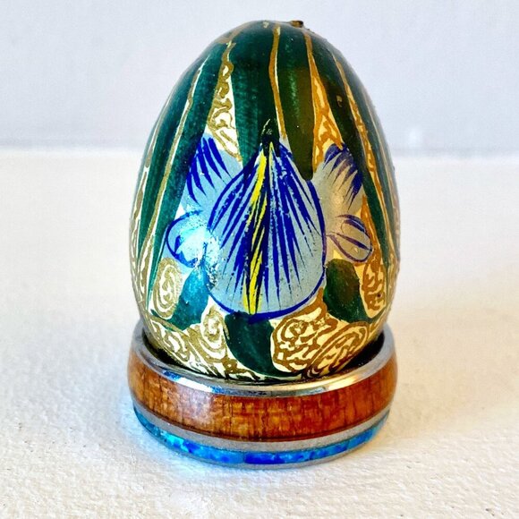 Indian Hand Painted Gold Floral Quail's Egg - Picture 1 of 4